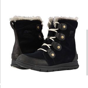 Sorel Explorer Joan Black Boots BRAND NEW